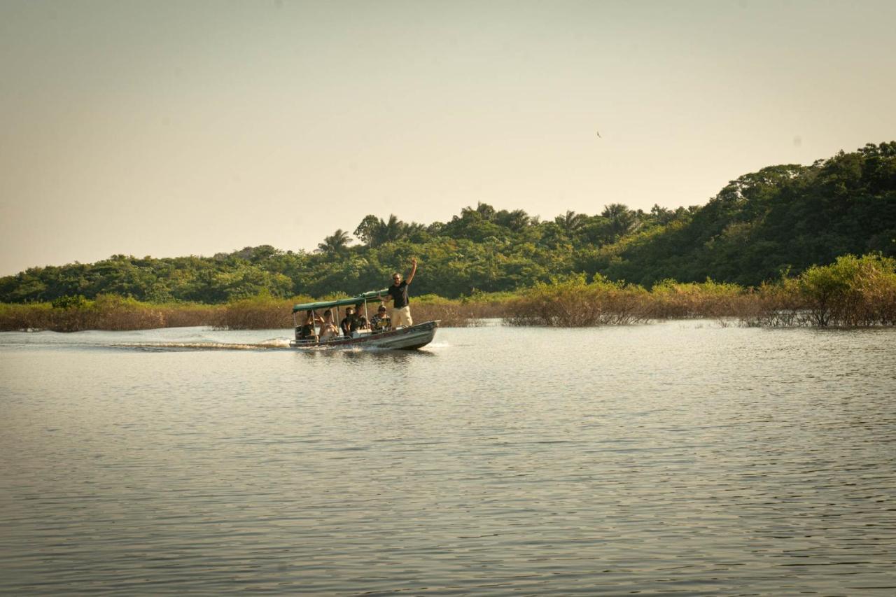 Amazonia Lodge Exxperience Paricatuba Eksteriør billede